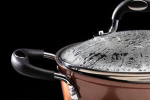 Garnki emaliowane: Tradycja spotyka nowoczesność w Twojej kuchni